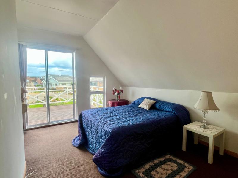 4 Bedroom Property for Sale in Fraaiuitsig Western Cape